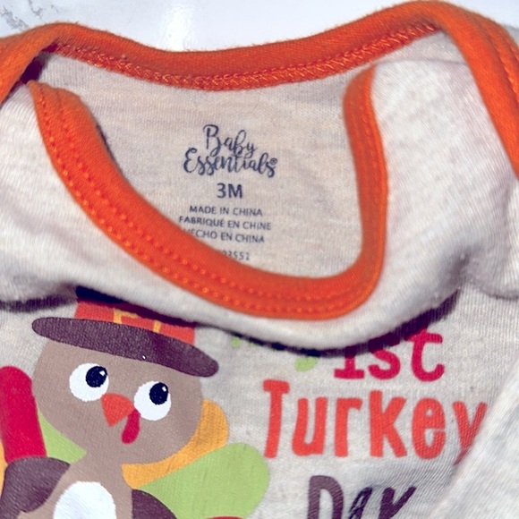 Baby Essentials turkey day one piece size 3 months - Picture 4 of 4